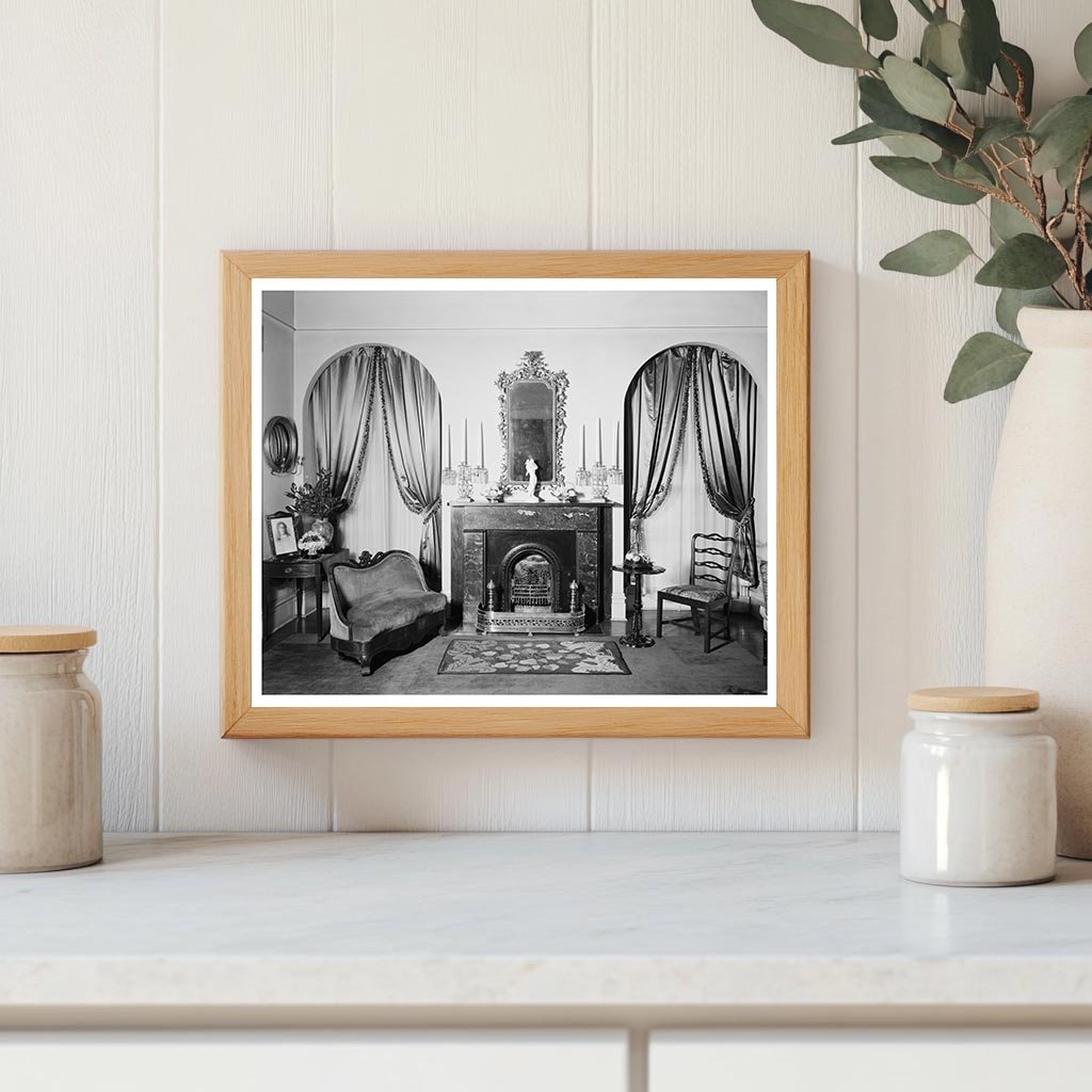 Mid-19th Century Interior Photo, Savannah, GA 1850