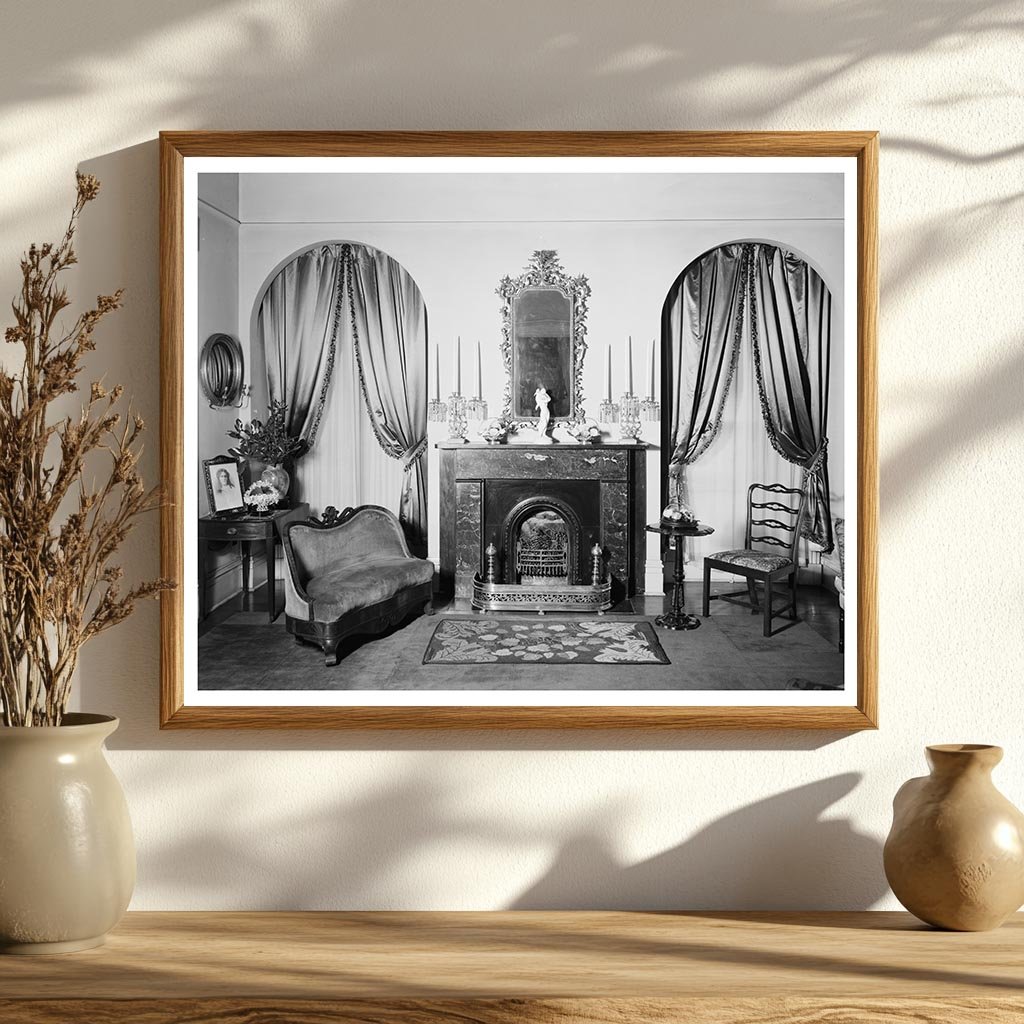 Mid-19th Century Interior Photo, Savannah, GA 1850