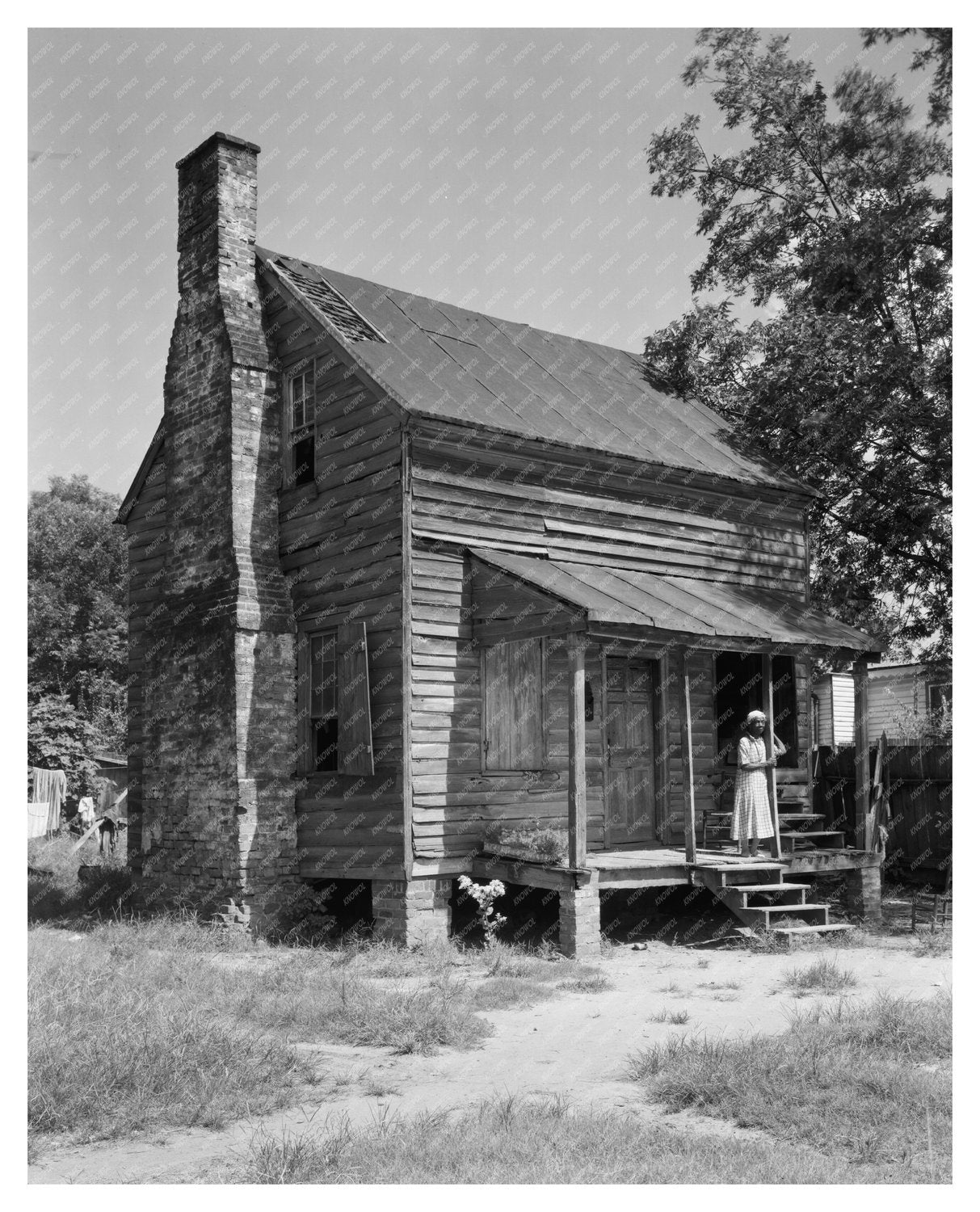 Historic Cabin Photo in Milledgeville, GA - 20th Century