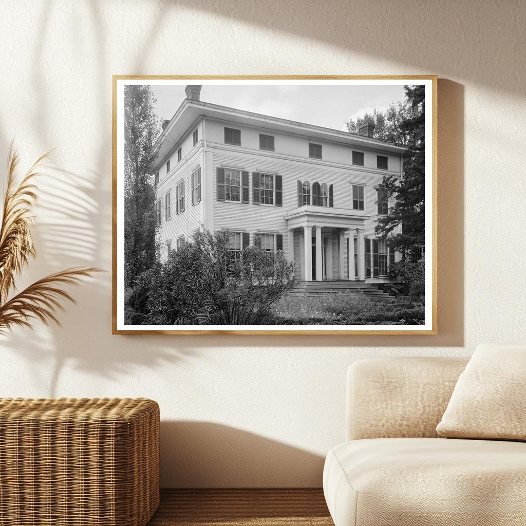 Kolb-Pou-Newton House, Madison, GA 1851 Photograph
