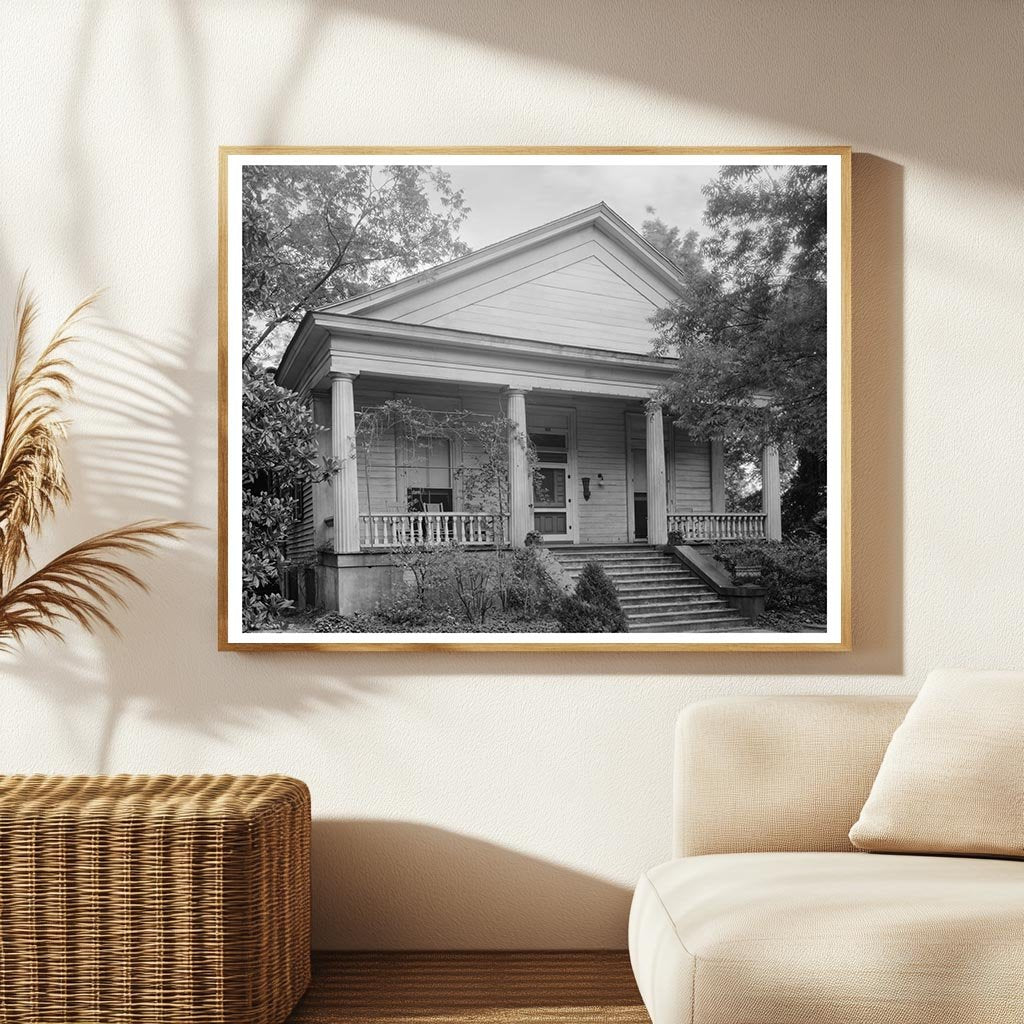 Early 1900s Home in Madison, Georgia Architecture