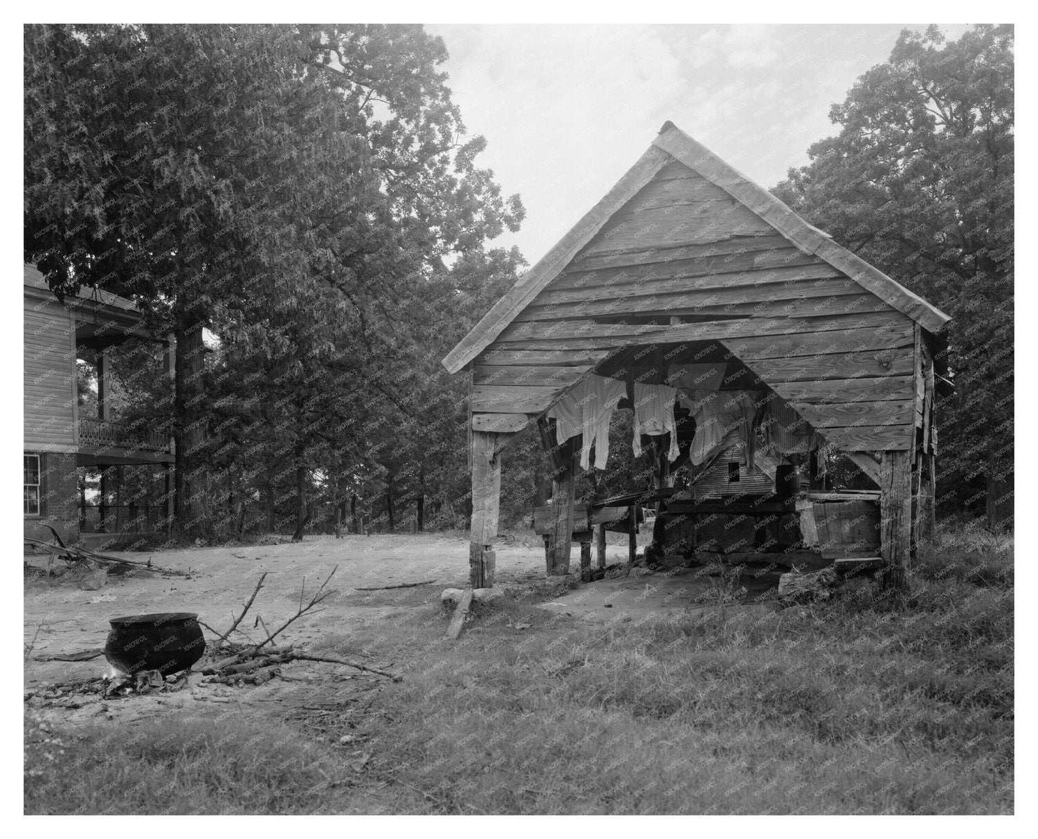 Vintage Well House in Washington, GA - Early 20th Century