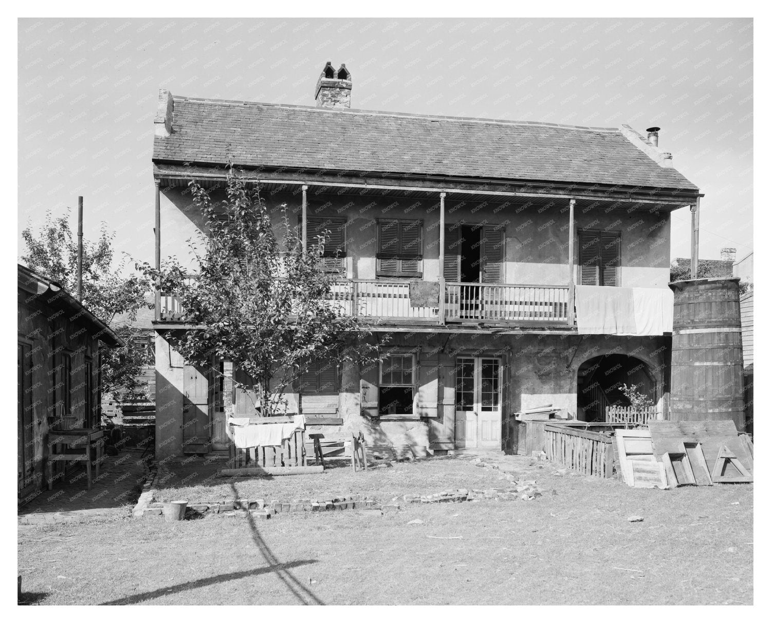 New Orleans Architecture: Vintage House Photo, 20th Century