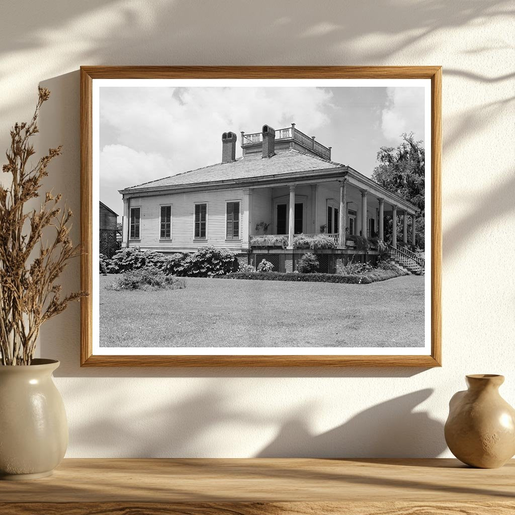 1853 Neo-Classical Cottage in Franklin, Louisiana