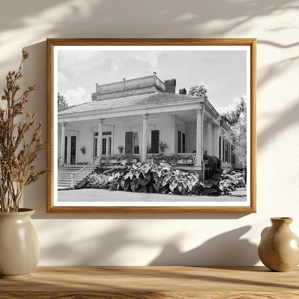 1853 Neo-Classical Cottage in Franklin, Louisiana Image
