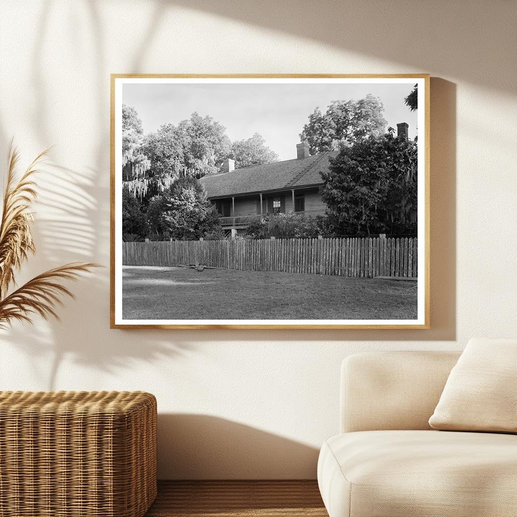 Louisiana Architecture 1900: Vintage Wooden House Photo