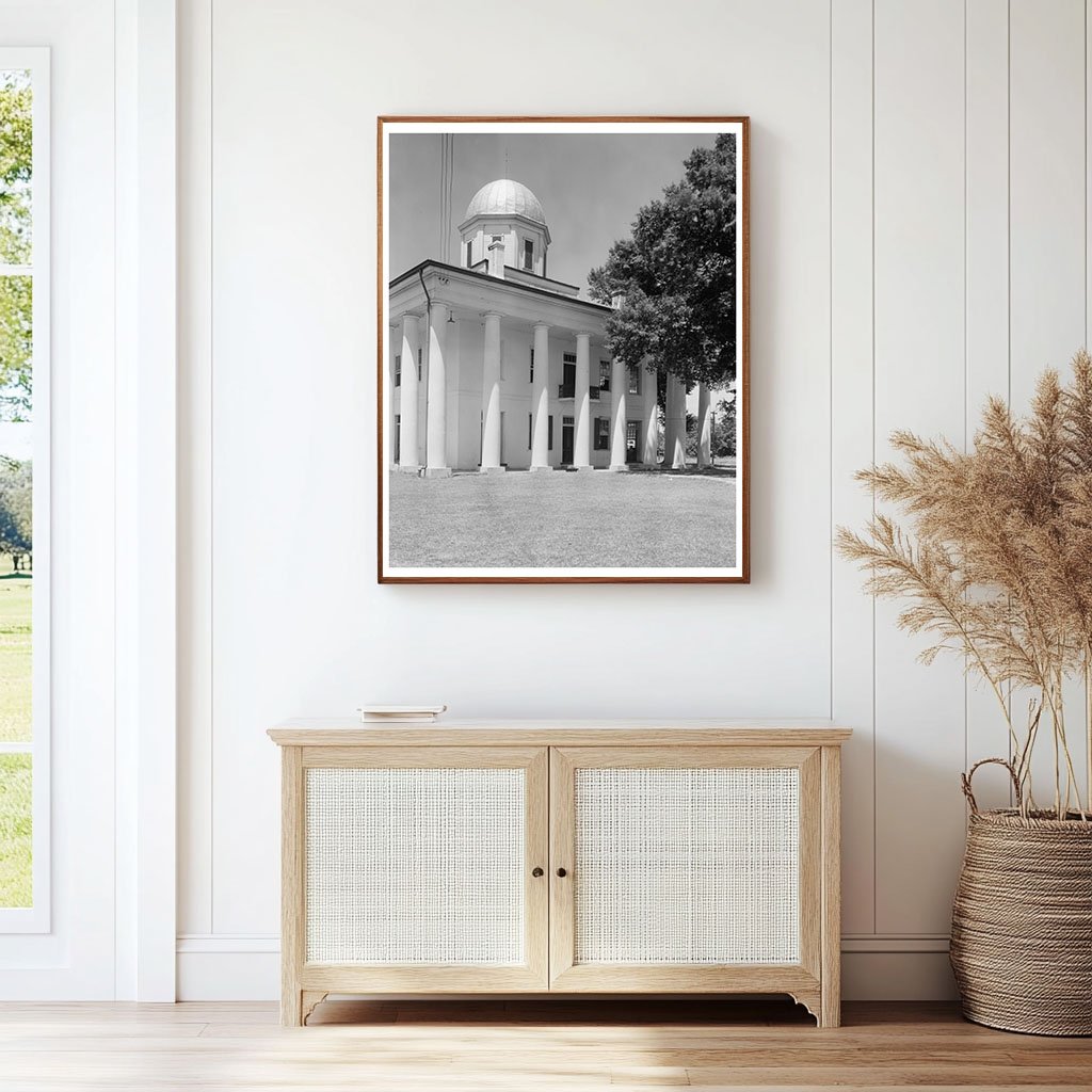 Historic Courthouse in Clinton, LA - 1841 Architecture