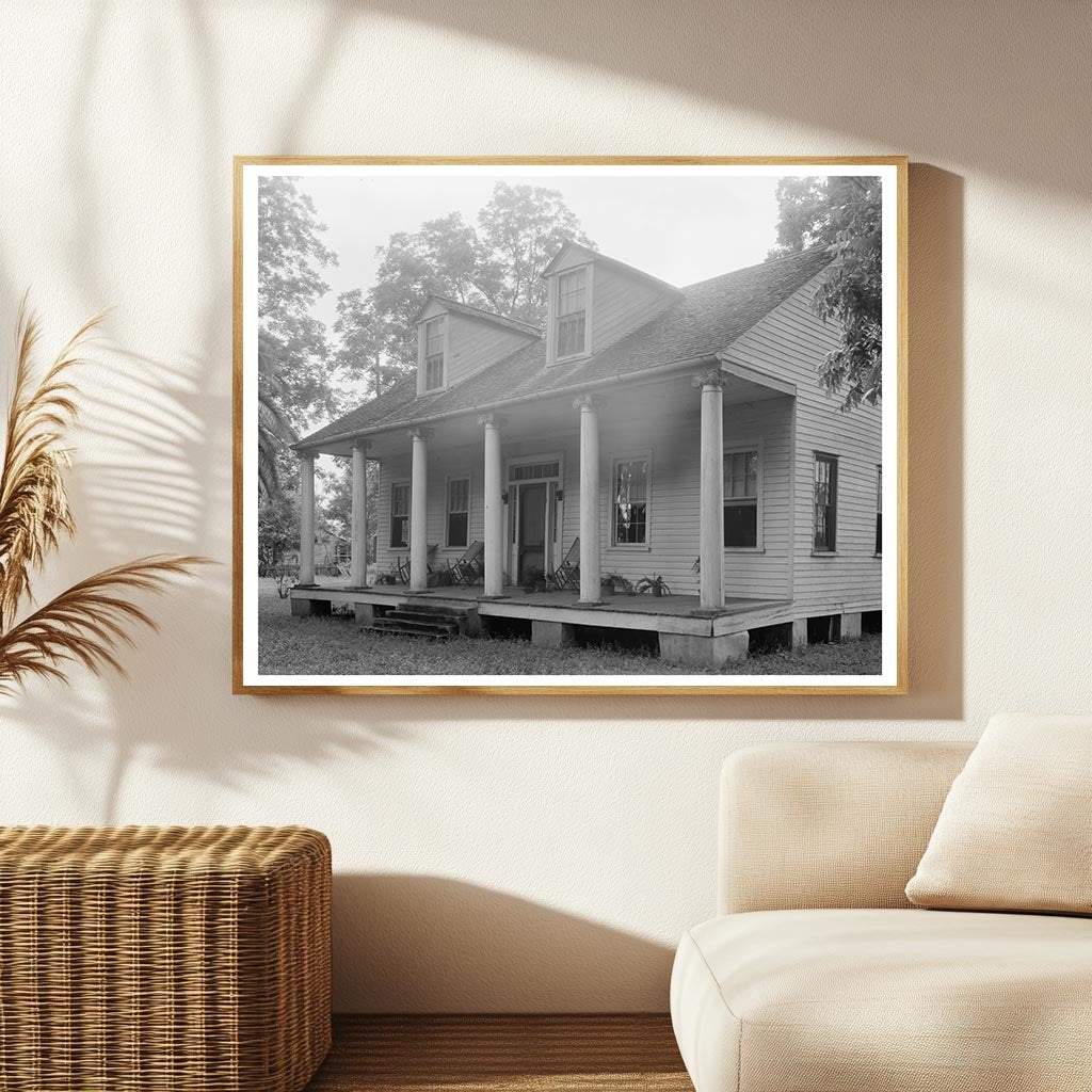 Early 1900s Architecture in Chalmette, Louisiana