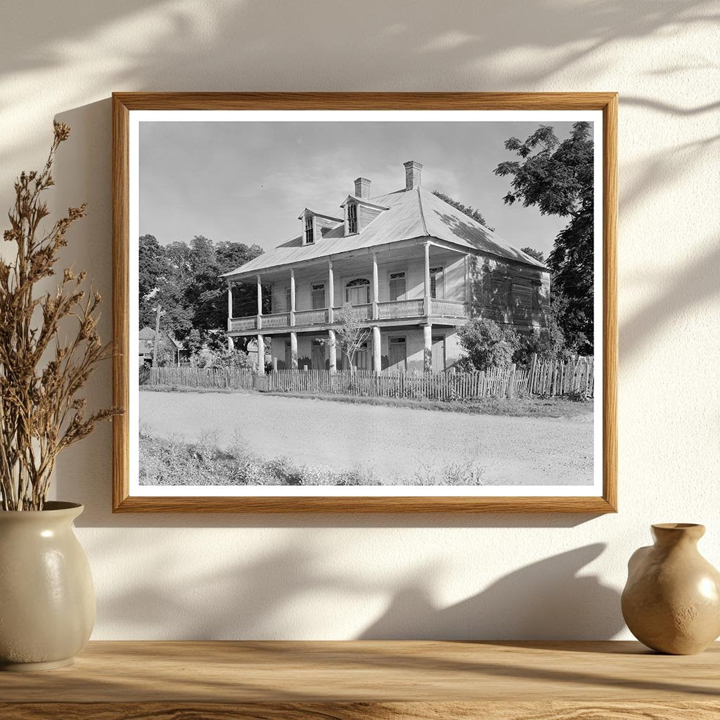 Historic Residence in New Roads, Louisiana, 1800