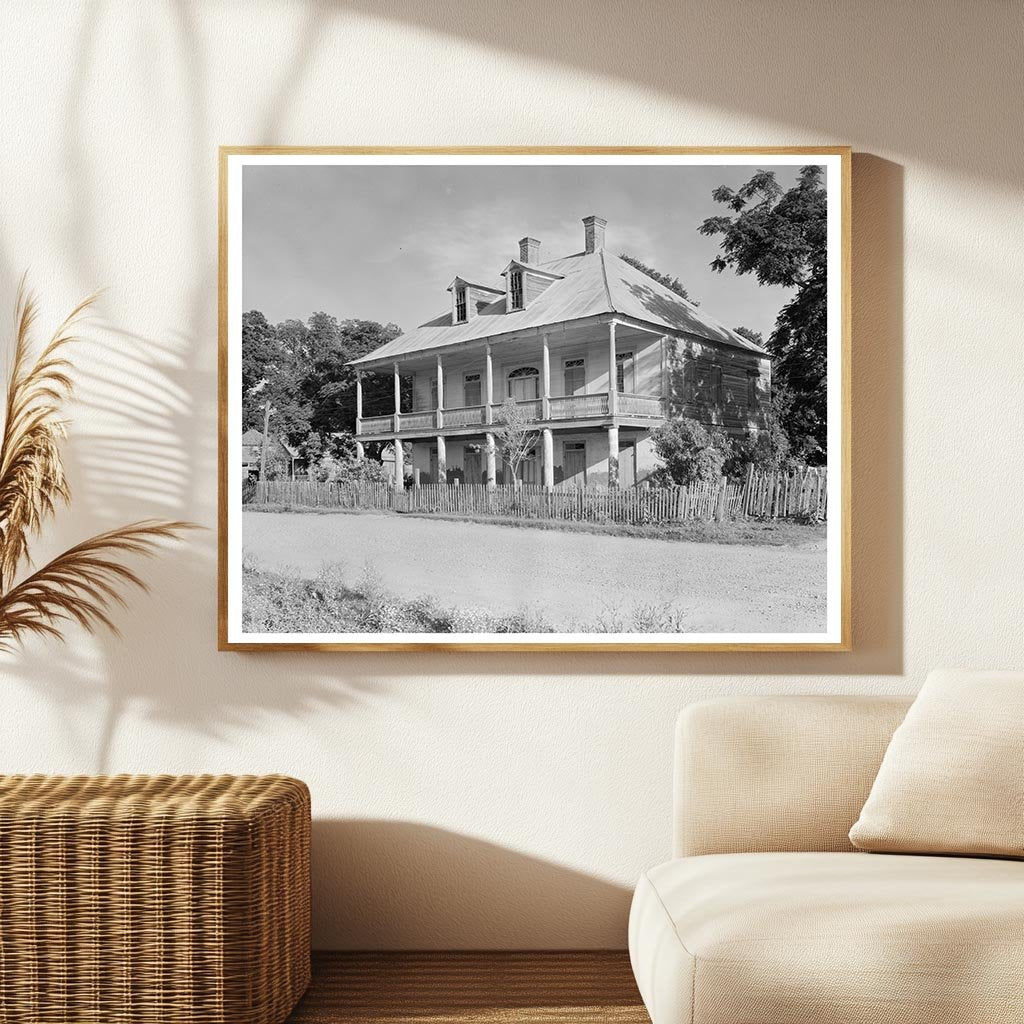 Historic Residence in New Roads, Louisiana, 1800