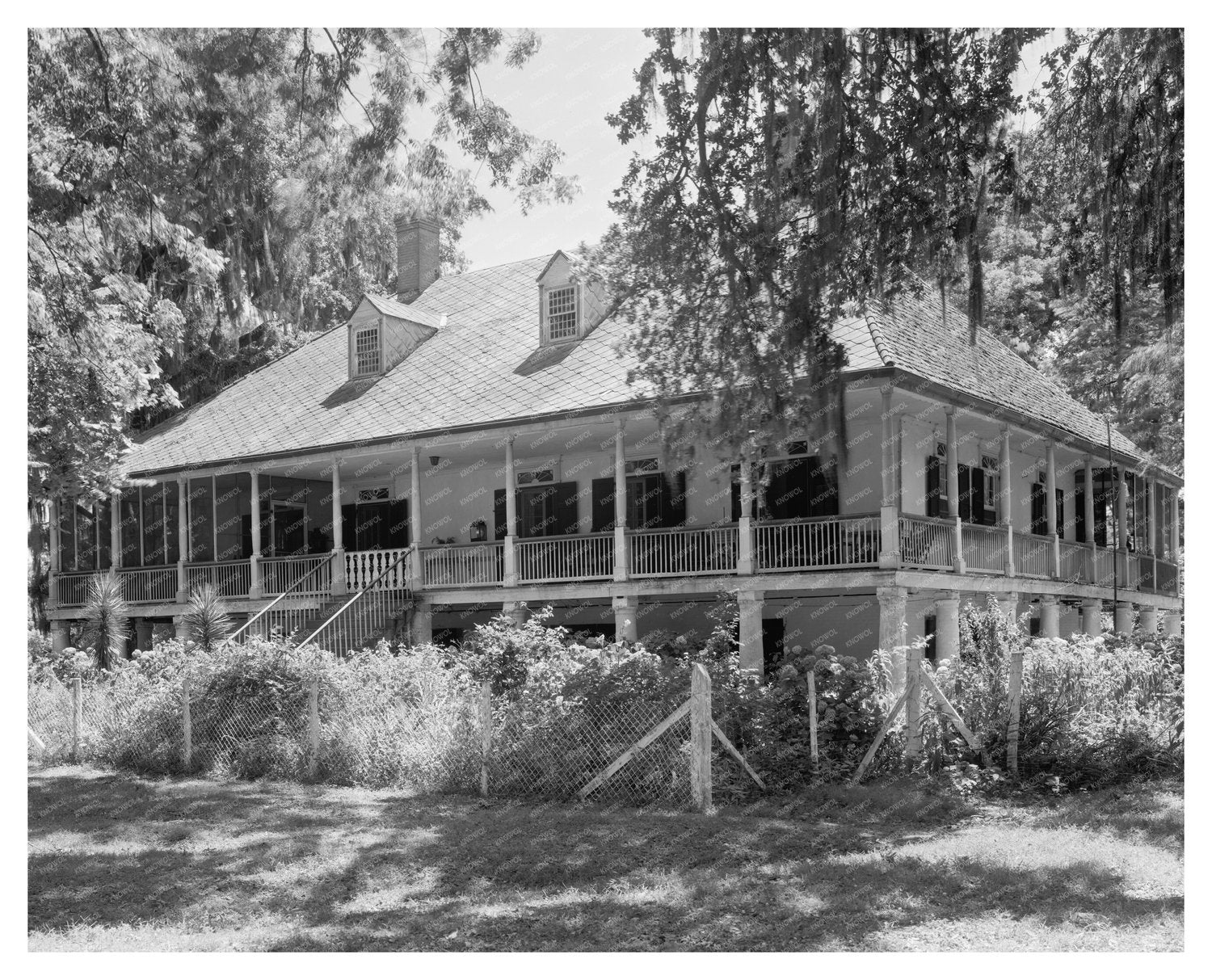 Historic Plantation in Point Coupee, LA 1750 Photo Archive