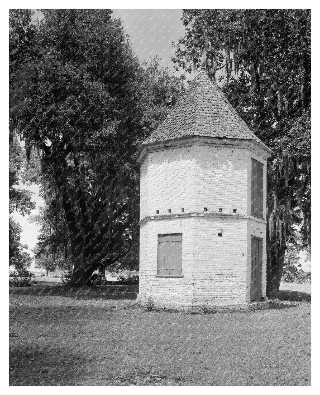 Historic Octagonal Building, Point Coupee Parish, LA 1750