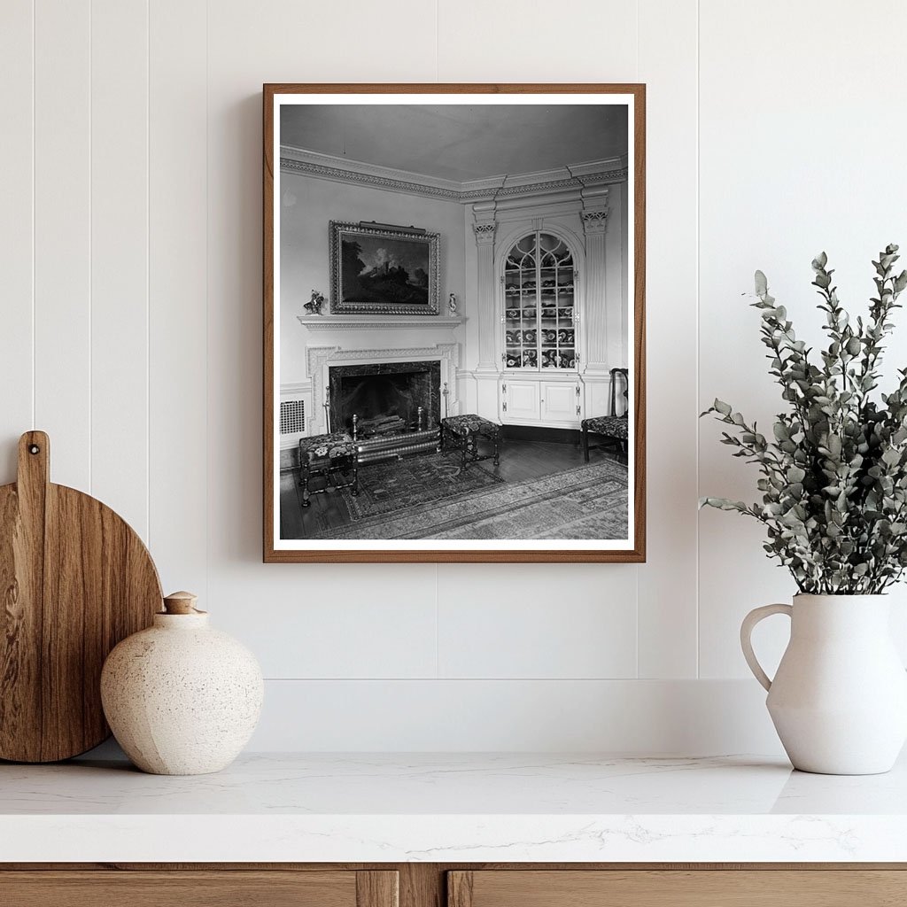 Historic Manor House in Laurel, Maryland - 20th Century Photo - view 3