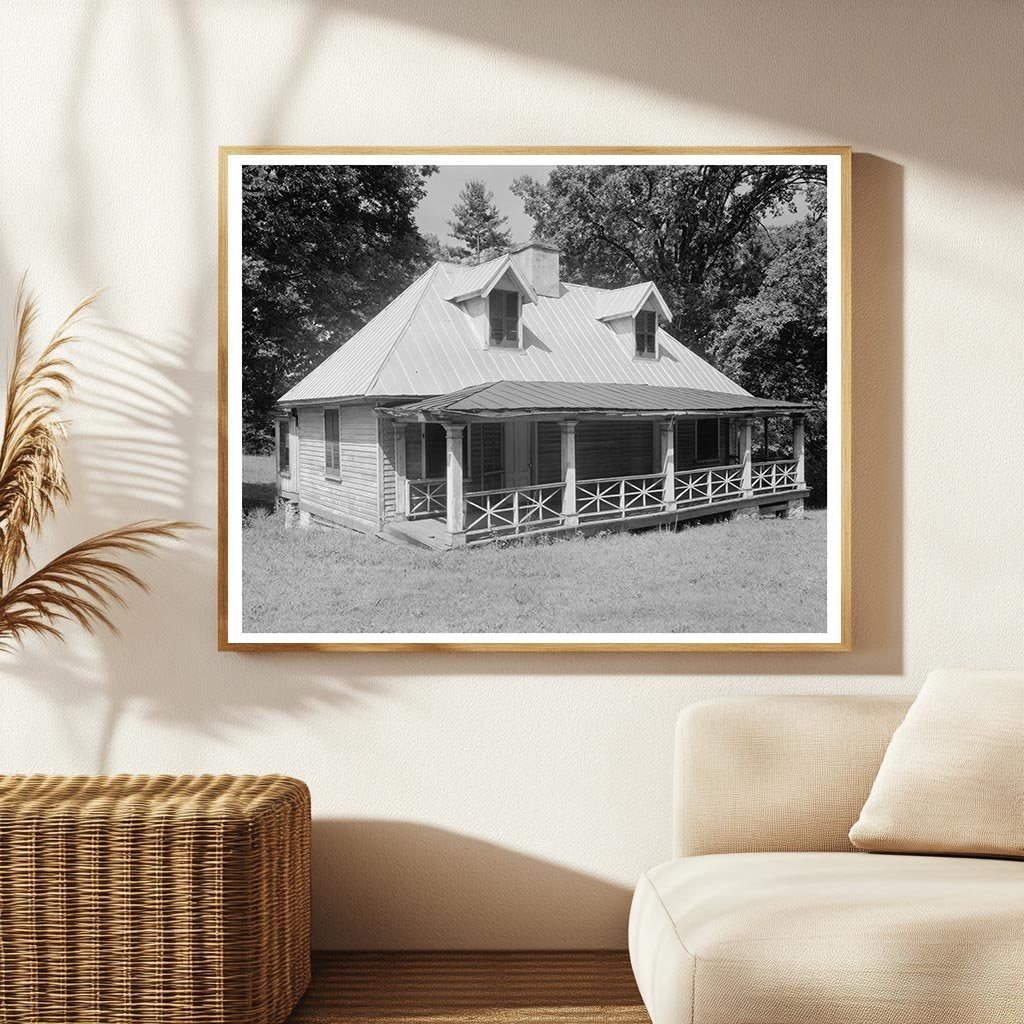 Vintage House in Fletcher, NC - Pre-1860 Architecture