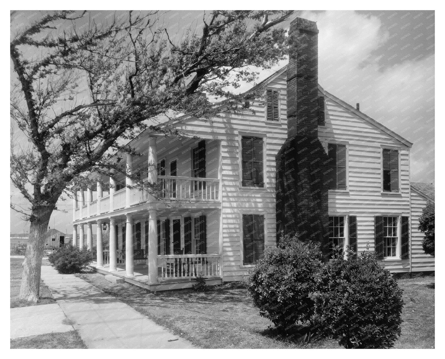 Vintage Tavern Photo, Beaufort NC, Early 1900s
