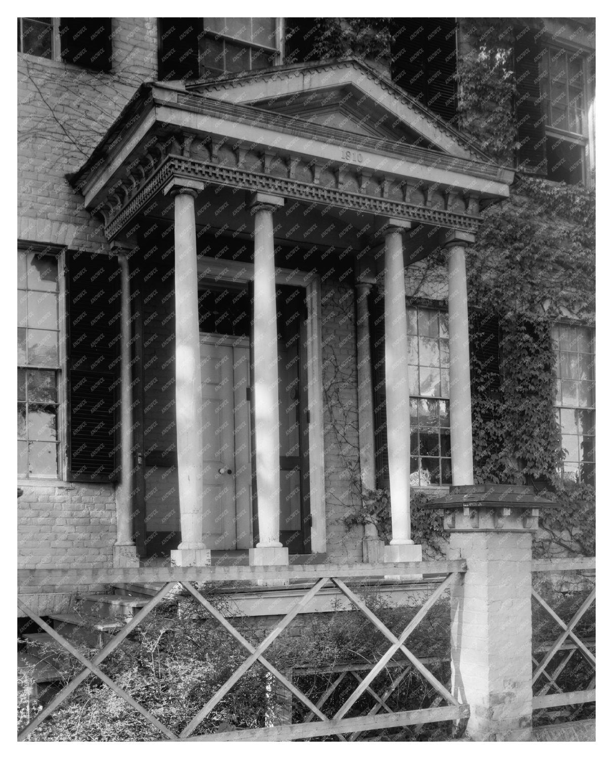 Historic Building in Edenton, NC - 1810 Architecture