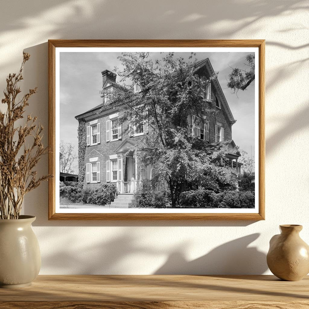 1812 Landmark in New Bern, NC - Historic Architecture