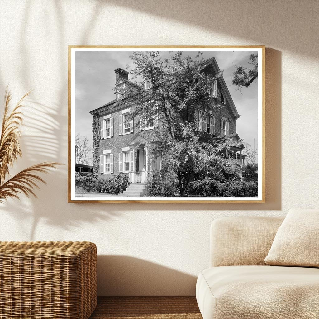1812 Landmark in New Bern, NC - Historic Architecture