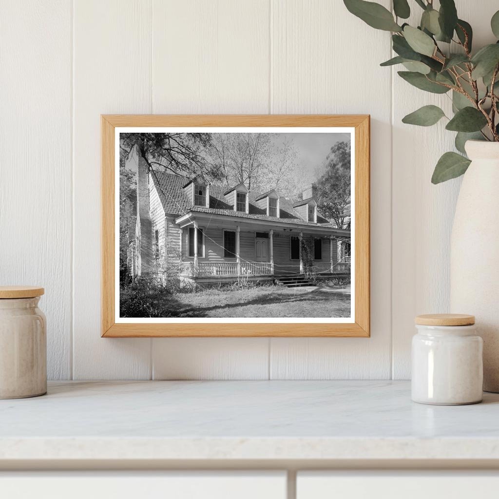 Historic Residence in New Bern, NC - Early 1900s Photo