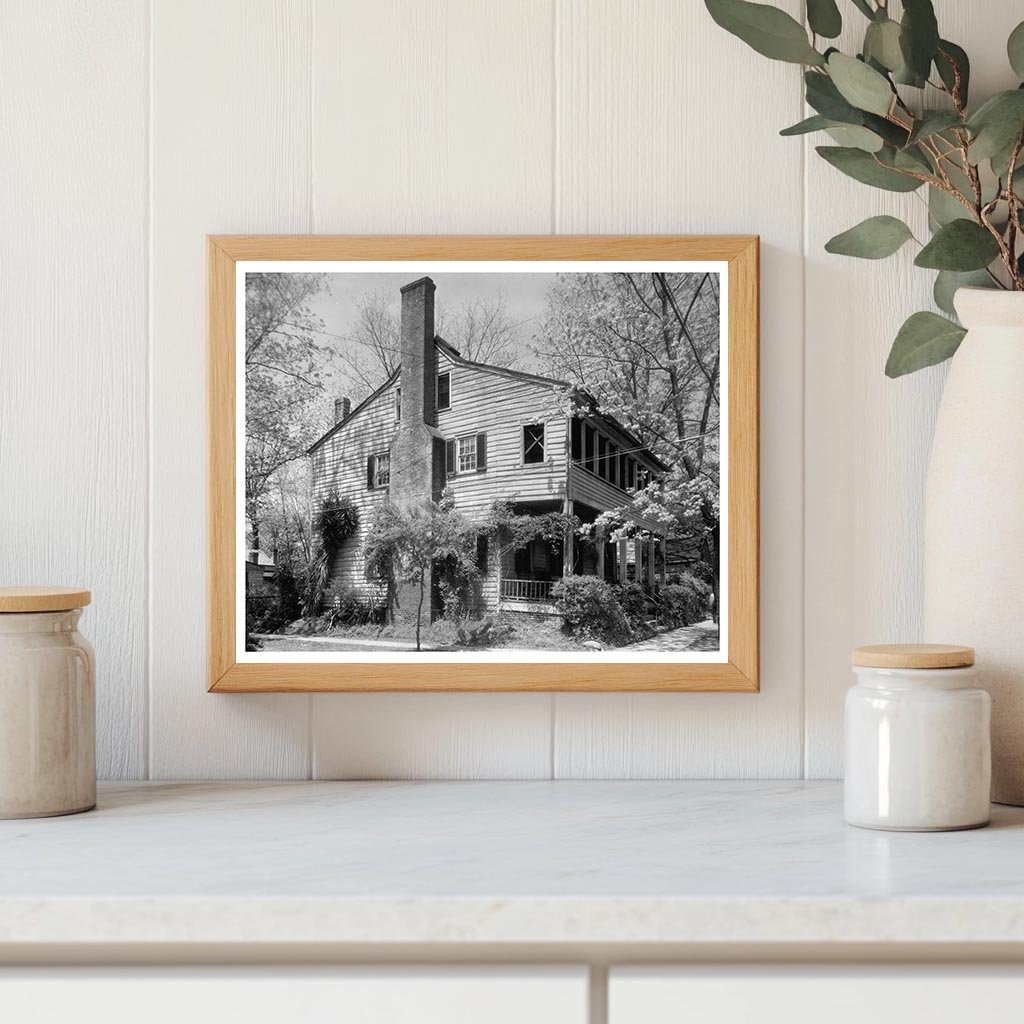 Louisiana House in New Bern, NC - 1930s Architecture