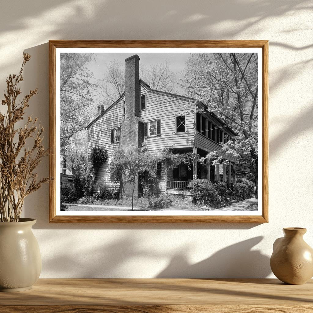 Louisiana House in New Bern, NC - 1930s Architecture