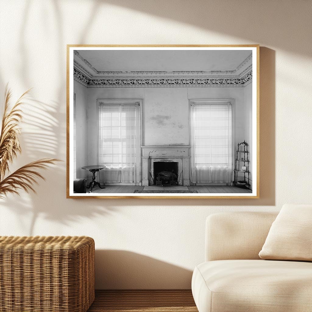 Buck Hill, Duplin County, NC: Vintage 20th-Century Interior