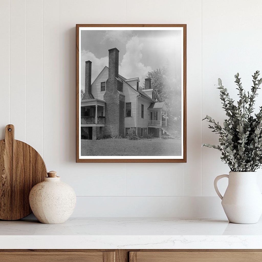 Historic Home in Louisburg, NC - Mid 20th Century Photo