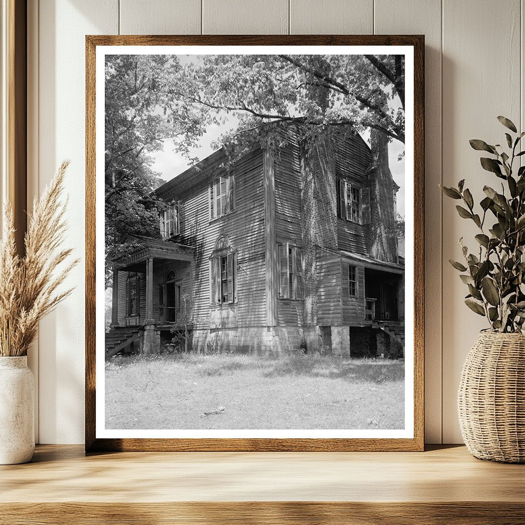Historic 1825 Wooden Structure in Airlie, NC – 1941 Photo