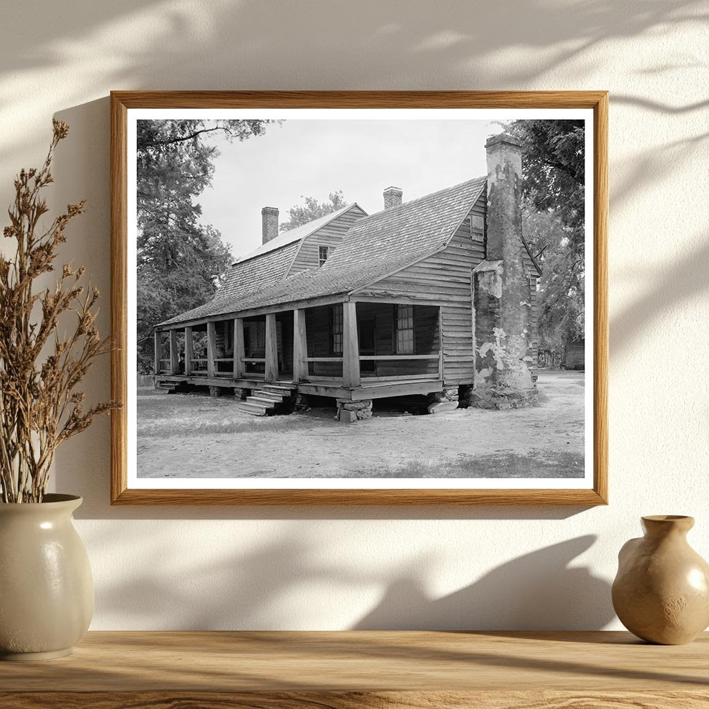 1760 Historic Building in Aventon, NC - Architectural Herita