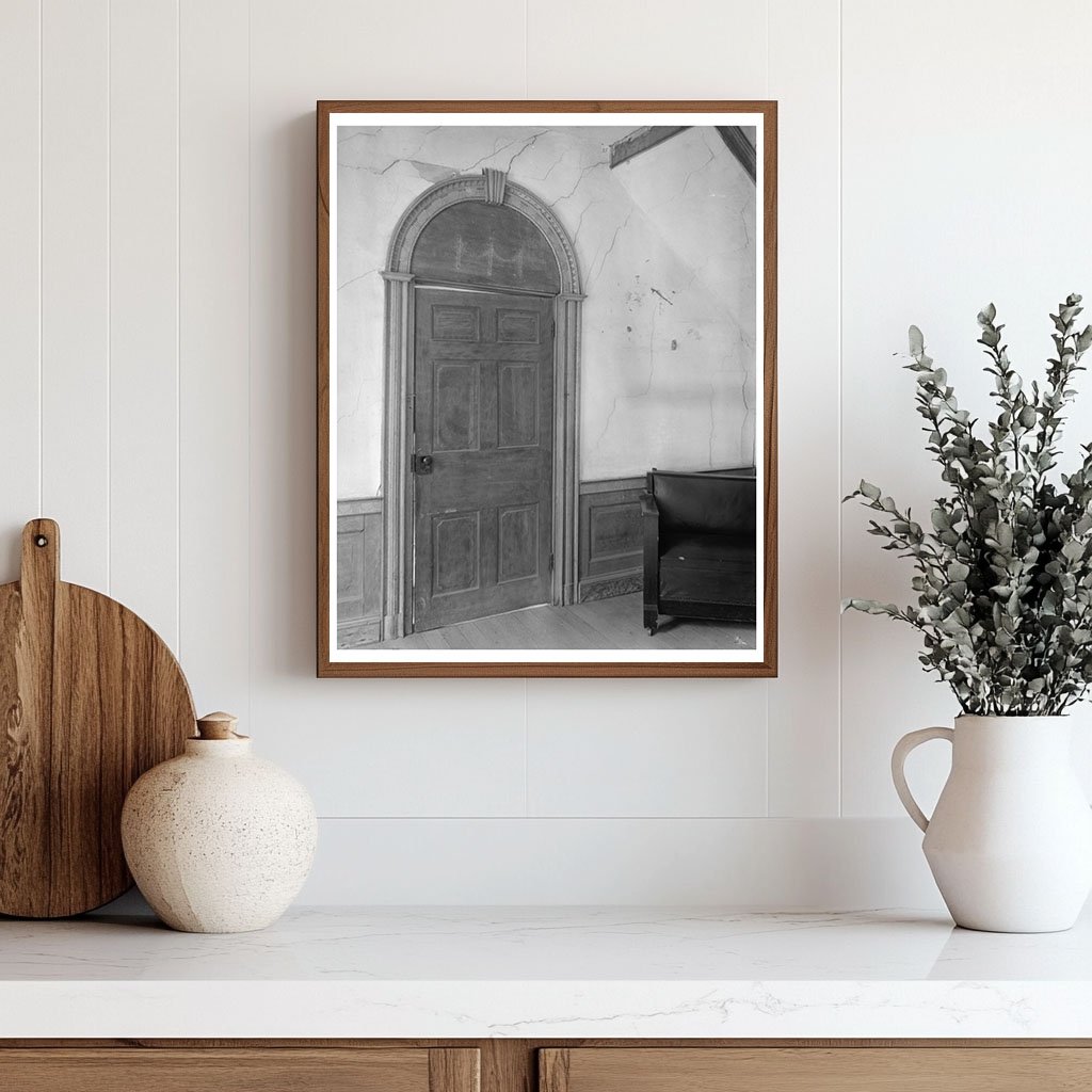 Vintage Architecture in Aventon, NC - Early 20th Century