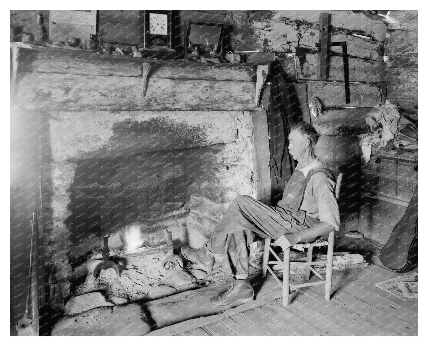 1790 Interior Scene, Saluda, NC - Carnegie Survey 1941