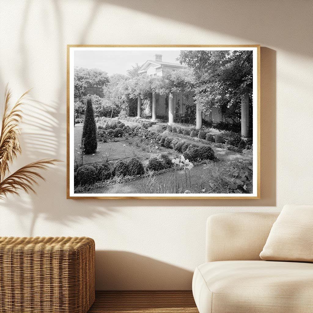 Warrenton NC Architecture Garden Photo Early 1900s