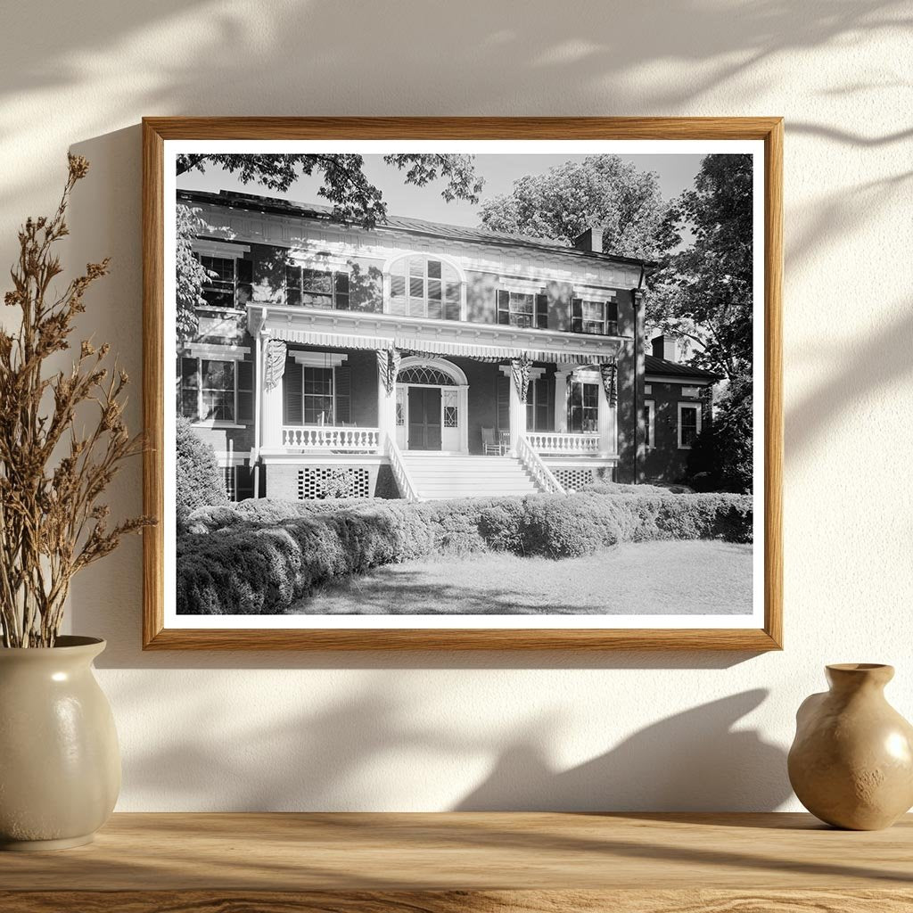 Historic Home in Warrenton, NC - 20th Century Architecture