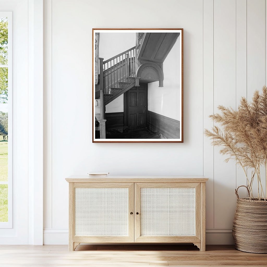 Vintage Staircase in Warrenton, NC - Early 20th Century