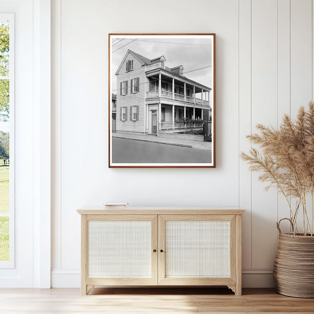 Vintage Architecture in Charleston, SC - 20th Century