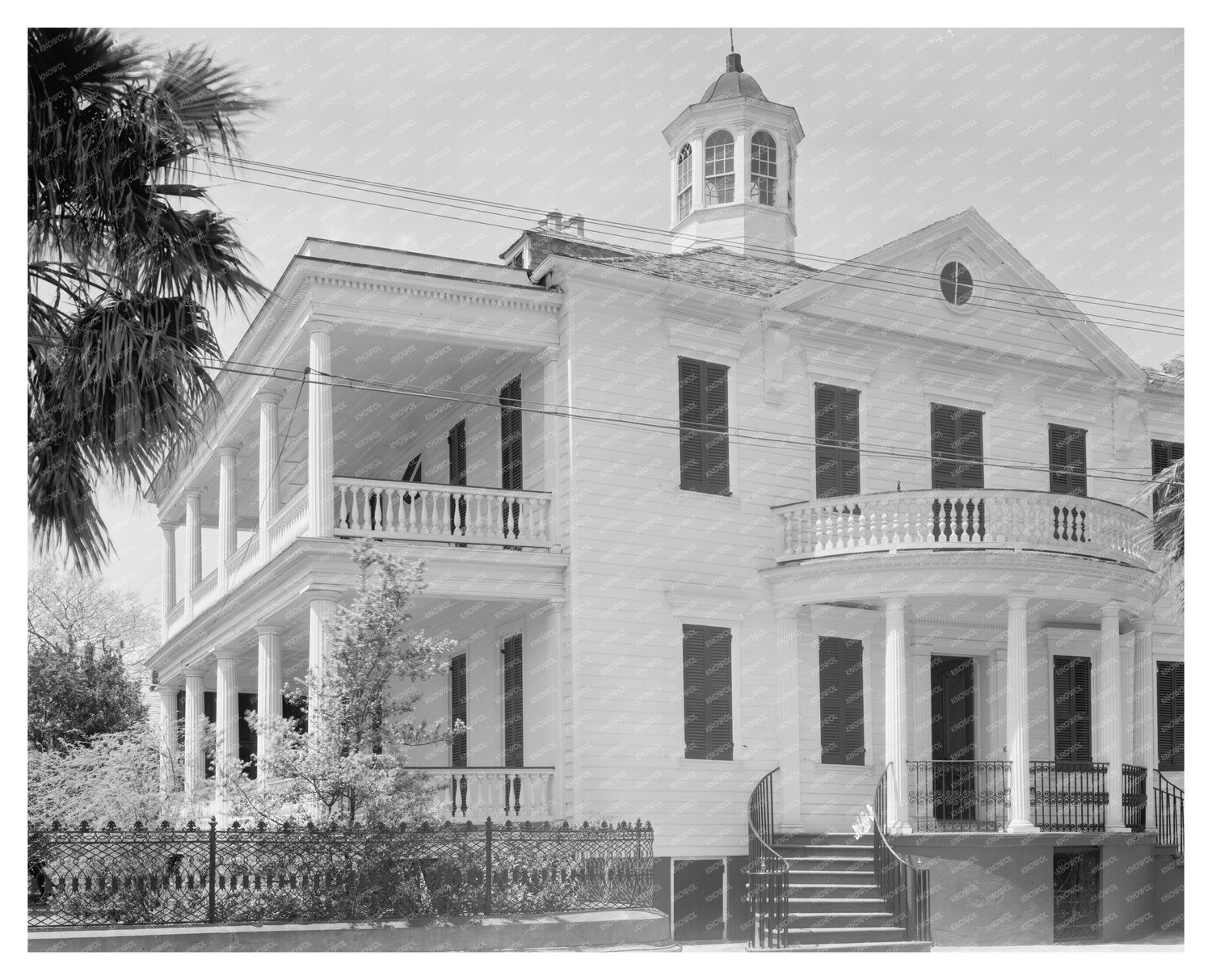 Historic Charleston Building, South Carolina 1800 Photo