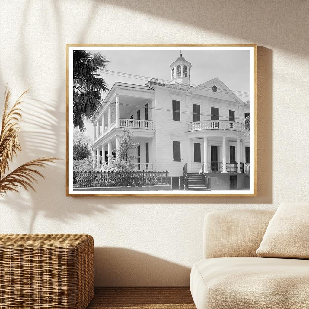 Historic Charleston Building, South Carolina 1800 Photo