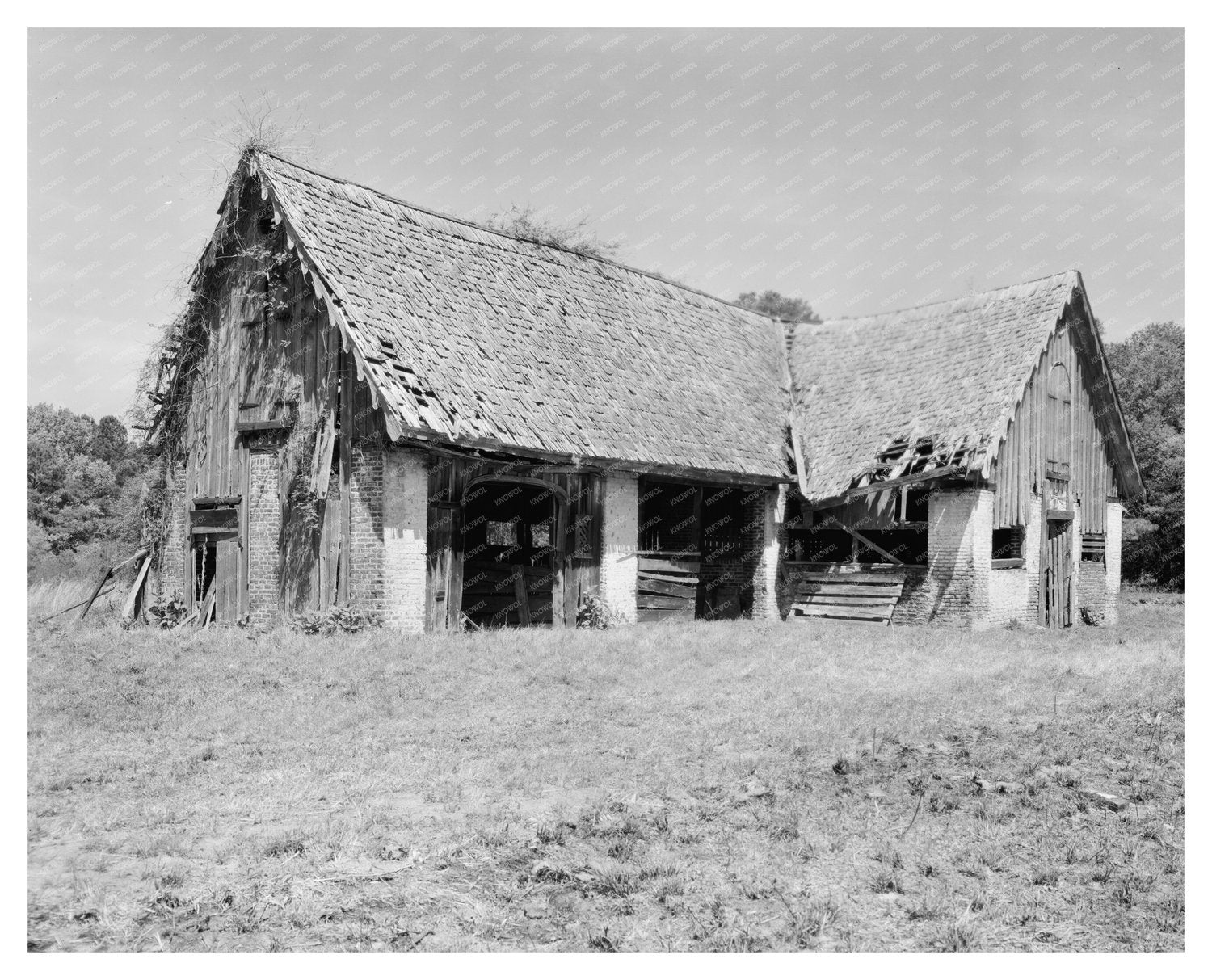 Historic 1699 Wooden House in Huger, SC - 1938 Photo