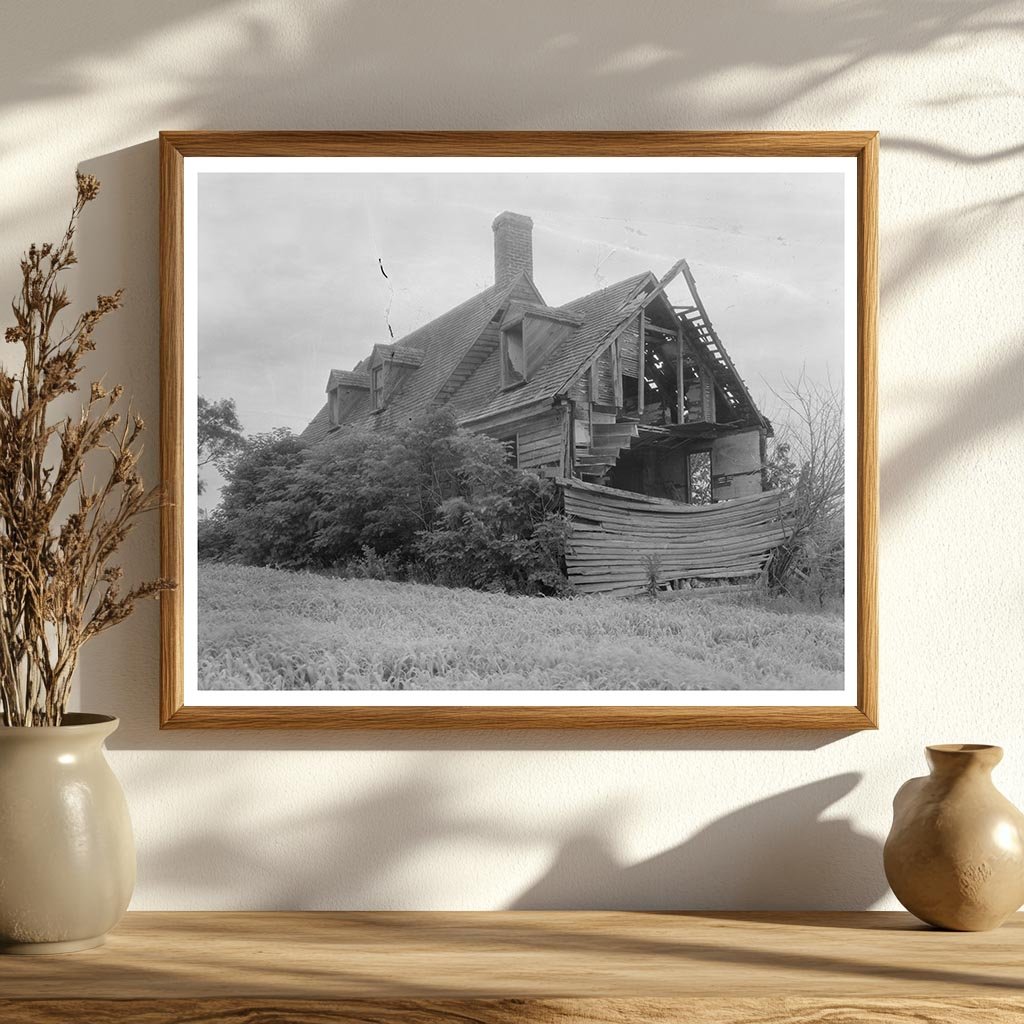 Wachapreague, VA Vintage Wooden Building, 20th Century