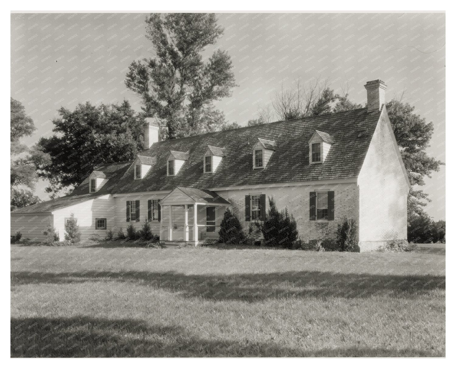 Historic Home in Quinby, VA (1673) - Vintage Photograph