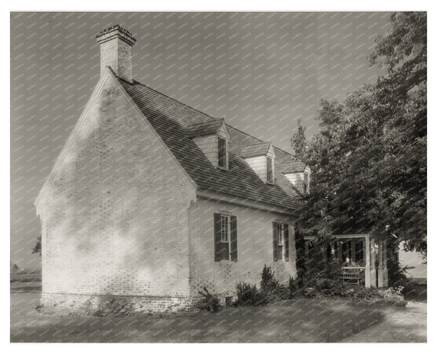 Historic Building in Quinby, VA - 1673 Vintage Photo