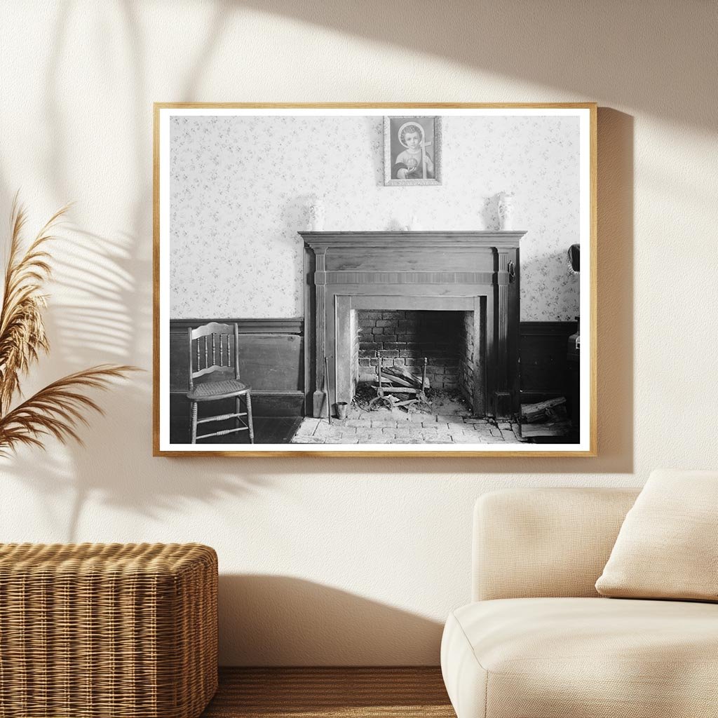 Browns Cove, VA Interior Photo from 1933-1940 Survey