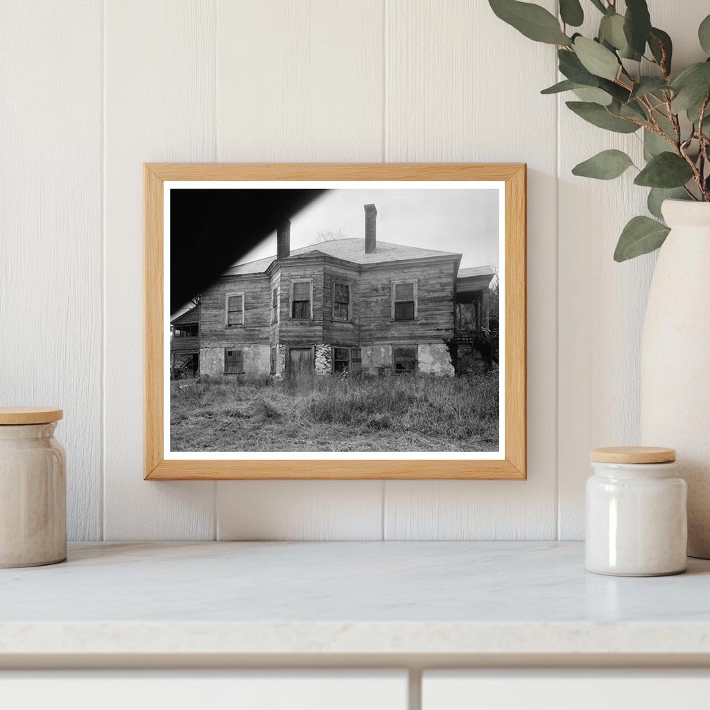 Historic Building in Keene, VA, 1806: Architectural Legacy