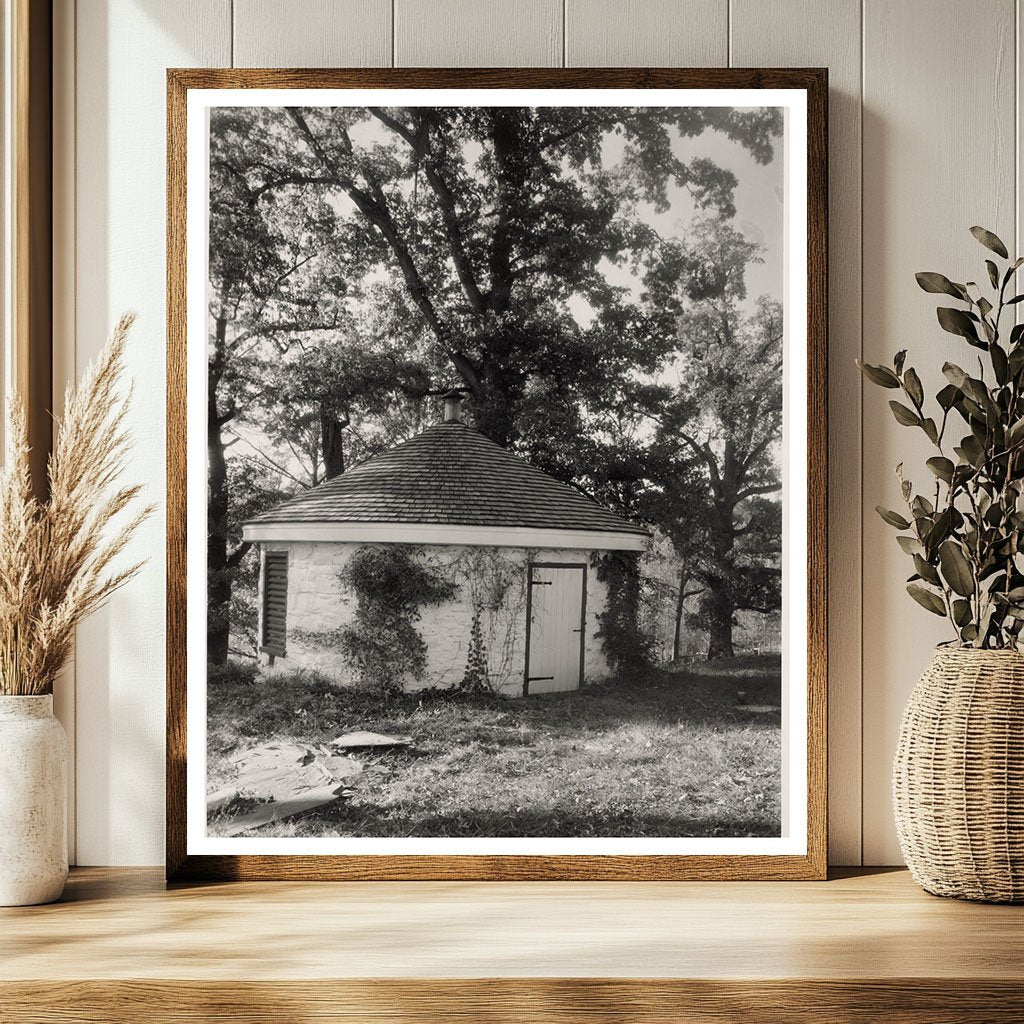 Albemarle County, VA Outbuilding - Early 20th Century