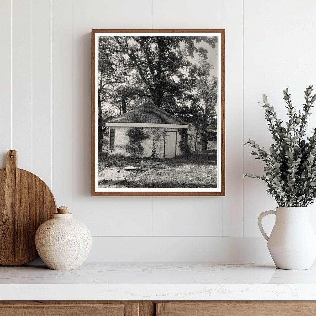 Albemarle County, VA Outbuilding - Early 20th Century