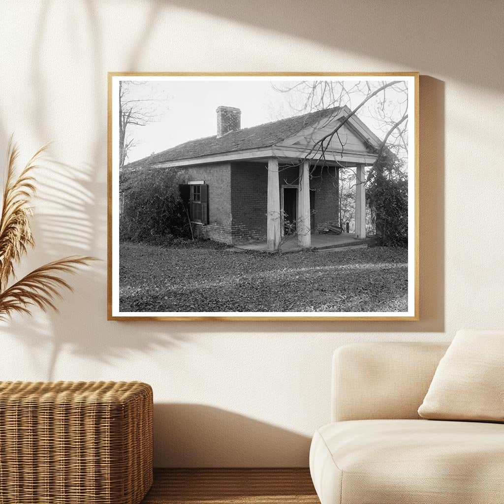 Historic Brick House in Howardsville, VA, Pre-Civil War