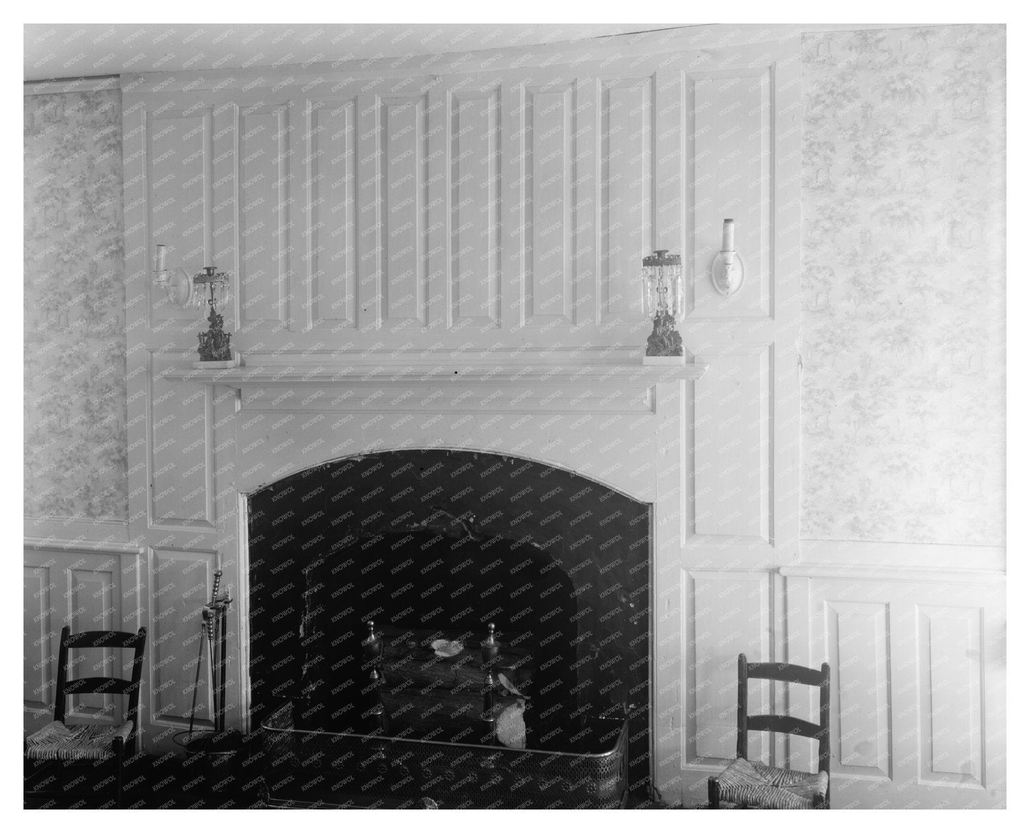 Historic Interior Architecture in Albemarle County, VA 1900s