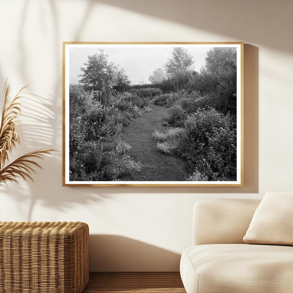 Staunton VA Garden History 1900s: Vintage Photograph