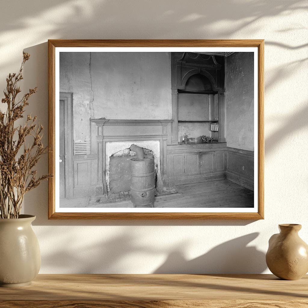 Historic Interior in Bowling Green, Virginia, Early 1900s