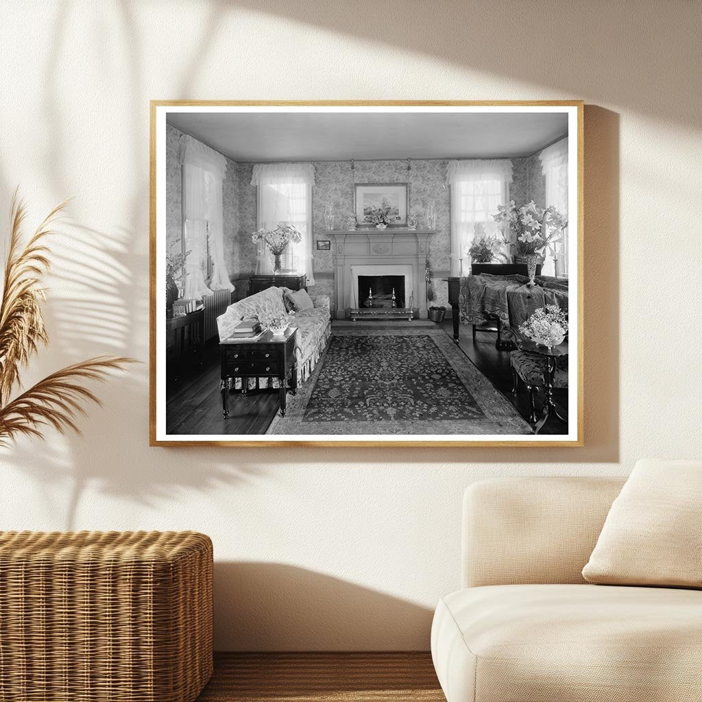 Vintage Living Room Photo, Lynchburg, VA, Early 1900s